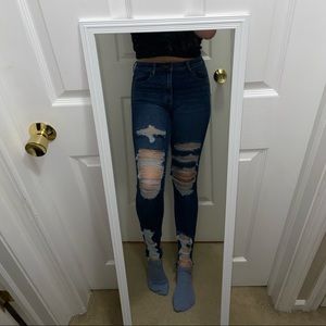 Super Hi- Rise American Eagle Jeans